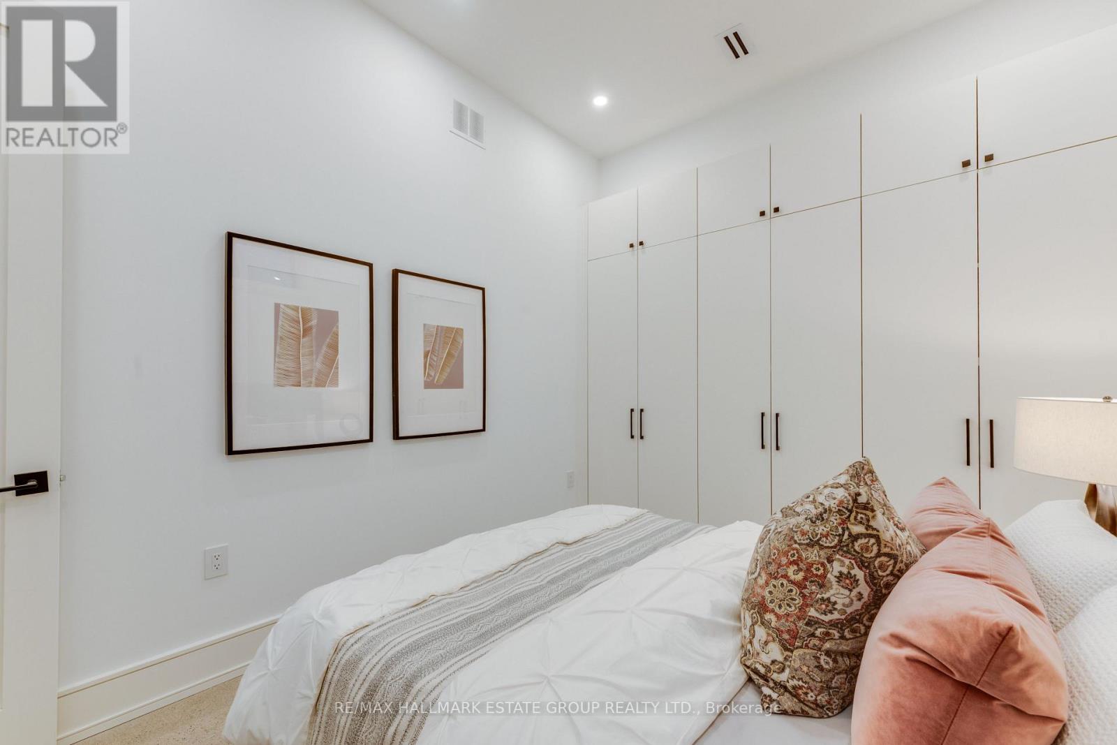10 Wheeler Avenue, Toronto, ON photo 42