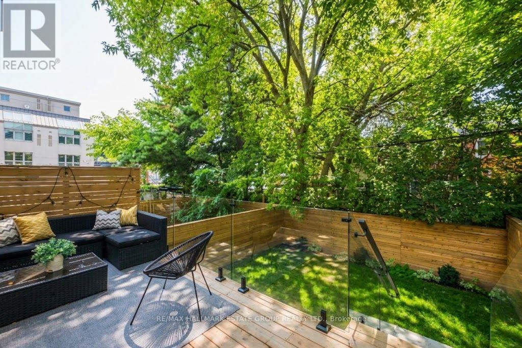 10 Wheeler Avenue, Toronto, ON photo 45