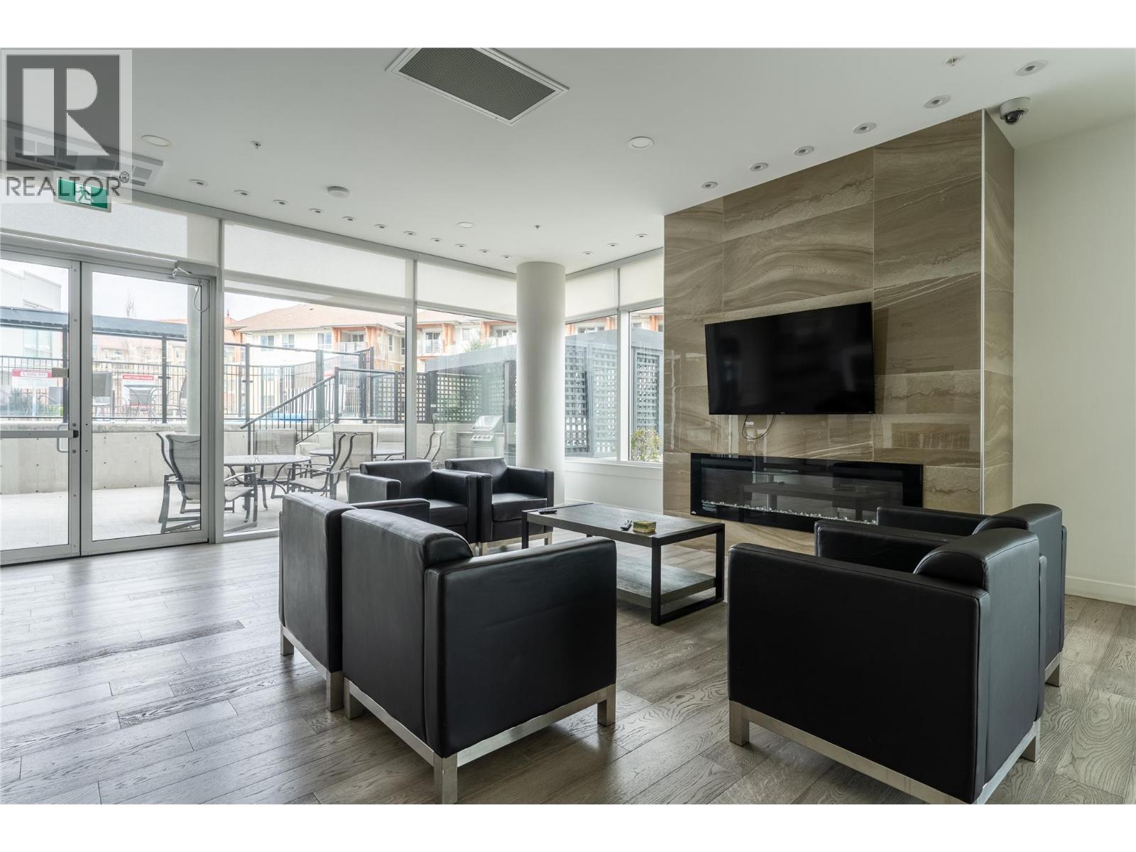 1305 1151 Sunset Drive, Kelowna