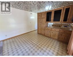 3pc Bathroom - 125 Mainprize Street, Midale, SK S0C1S0 Photo 11