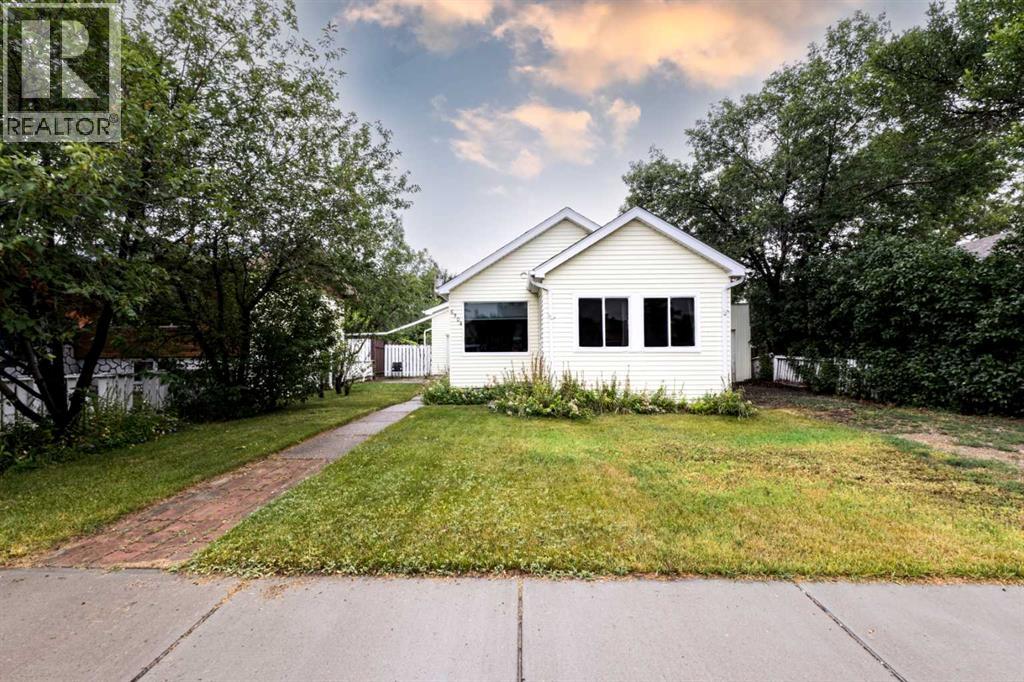 5304 56, Taber, Alberta, T1G1L8