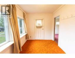 5304 56, Taber, AB T1G1L8 Photo 8