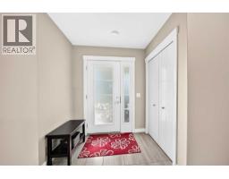 551 Redstone View NE - photo 3