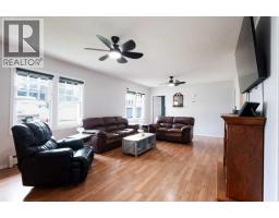 3pc Bathroom - 4910 52 Avenue, Taber, AB T1G1H6 Photo 7