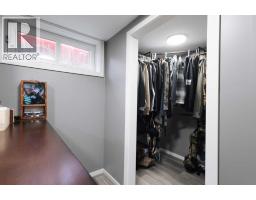 4910 52 Avenue, Taber, AB T1G1H6 Photo 19