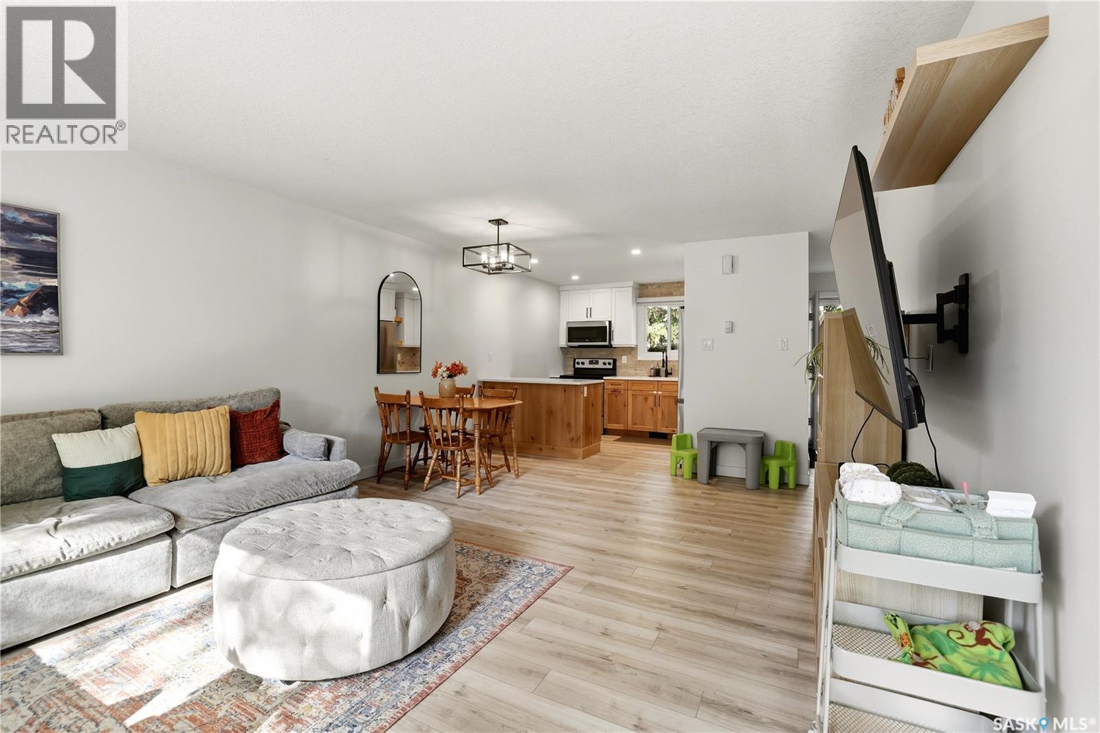 #33 Ryan ROAD - Image 13