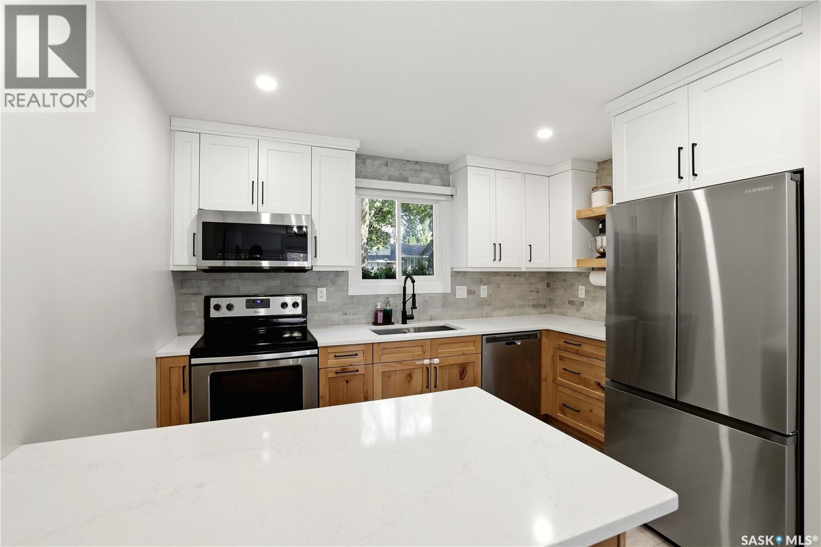 #33 Ryan ROAD - Image 7
