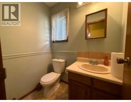 114 Red crow Boulevard W - photo 7