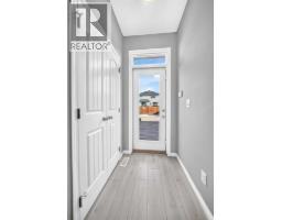 Den - 682 Redstone Drive Ne, Calgary, AB T3N1K9 Photo 12