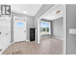 682 Redstone Drive Ne, Calgary, AB T3N1K9 Photo 13