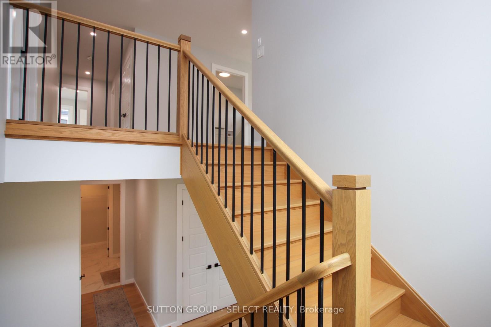 88 OPTIMIST DRIVE - Image 25