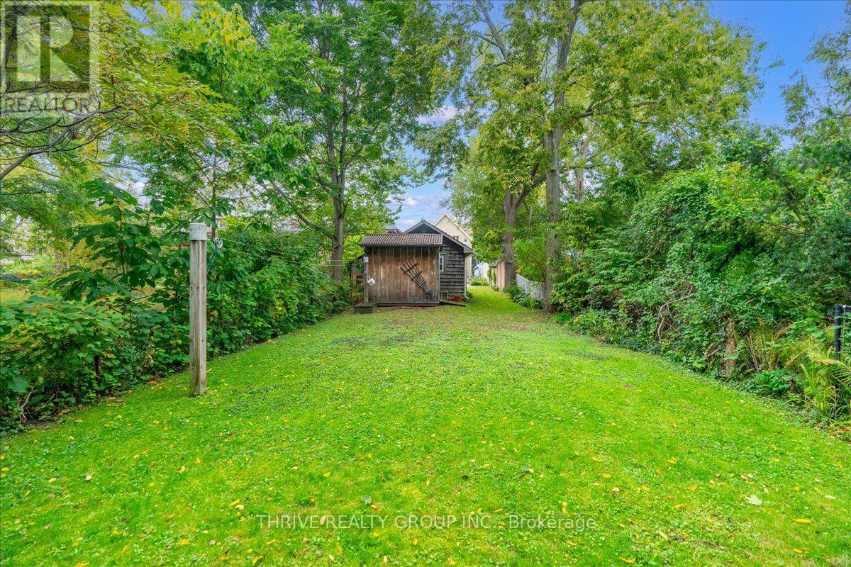 41 VICTOR STREET - 35