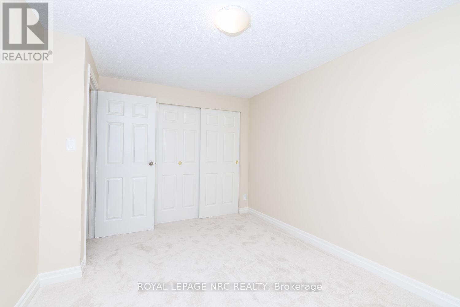 #44 50 LAKESHORE ROAD - 20