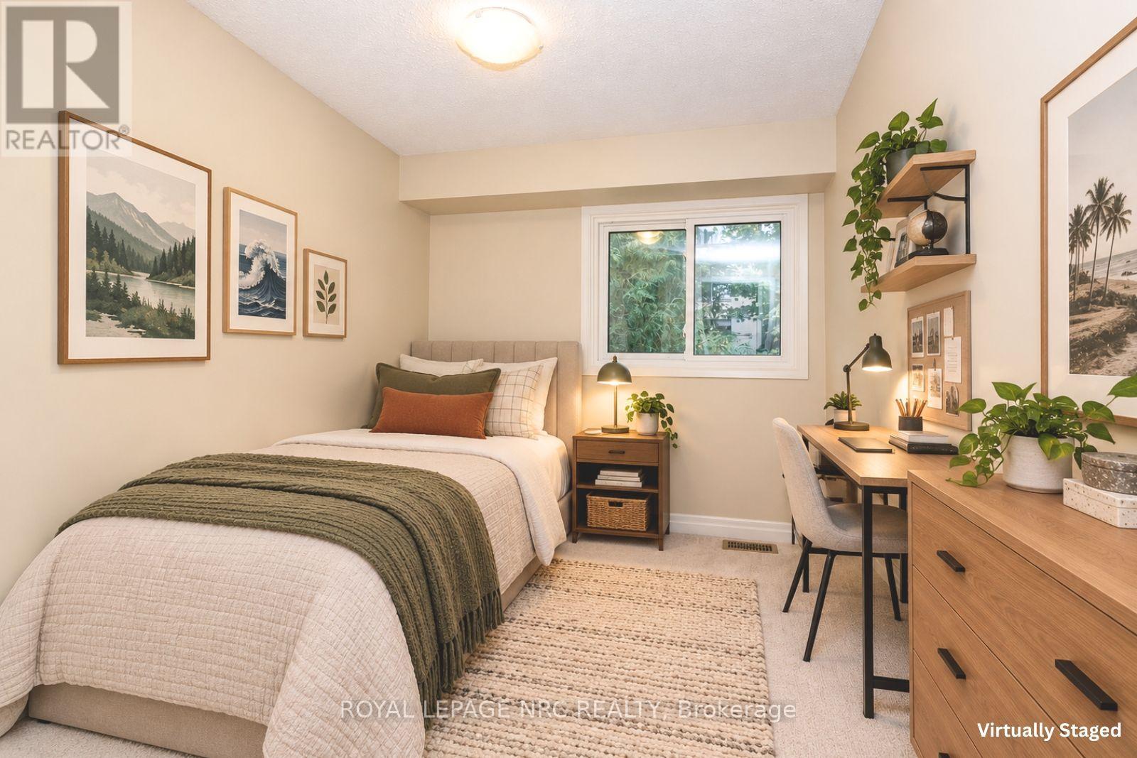 #44 50 LAKESHORE ROAD - 22