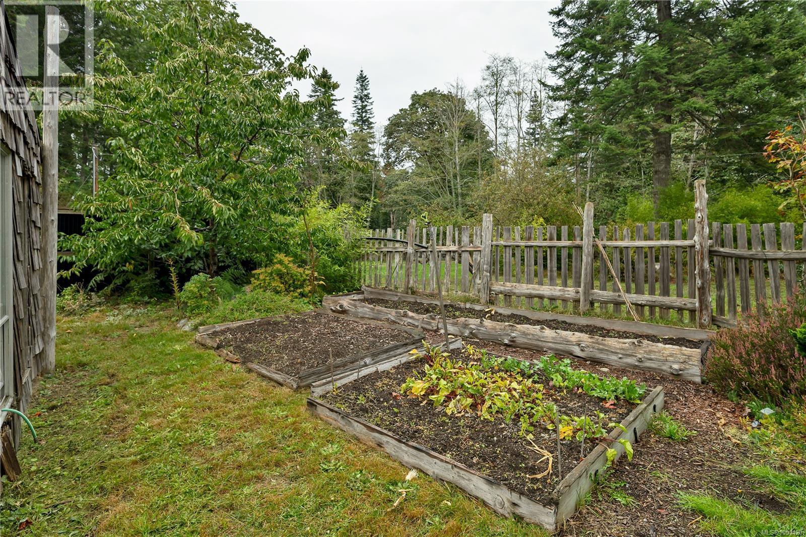 665 Fox Rd - Image 51
