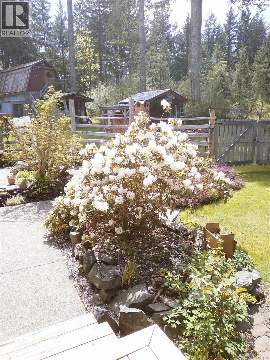 665 Fox Rd - Image 73