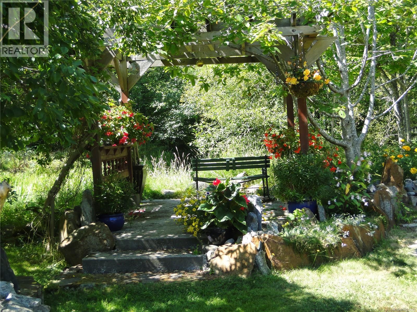 665 Fox Rd - Image 74
