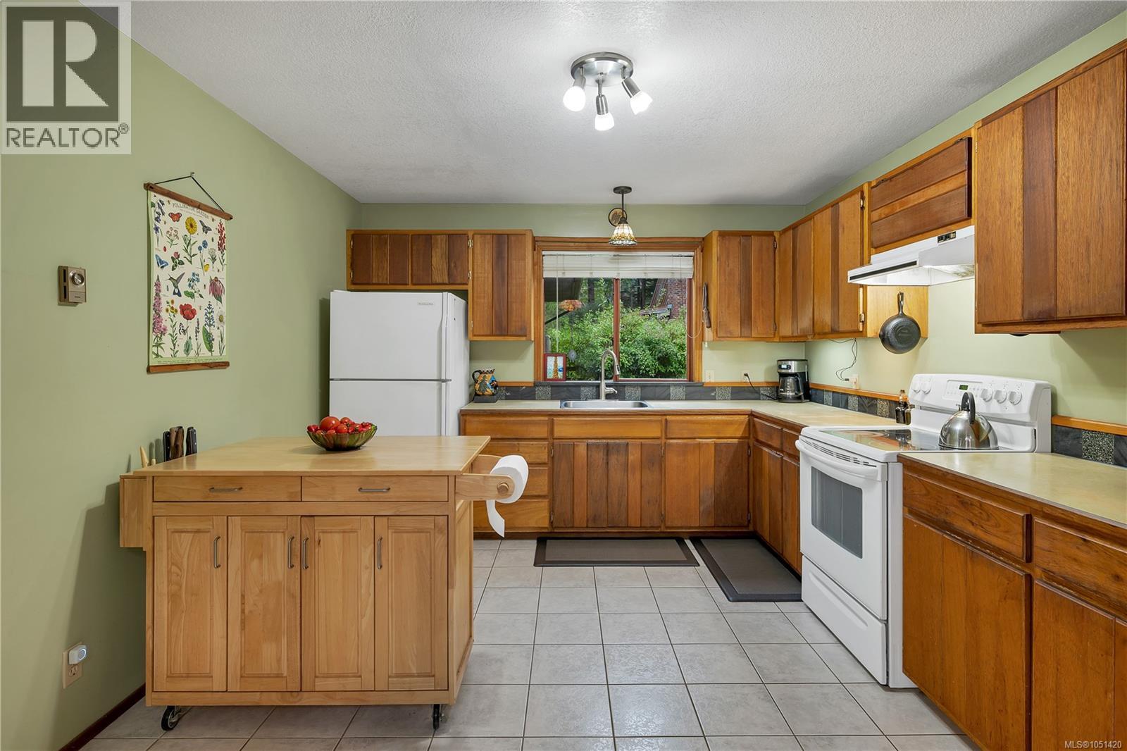 665 Fox Rd - 9