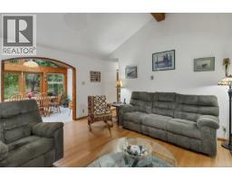 665 Fox Rd, Quadra Island, BC V0P1N0 Photo 20