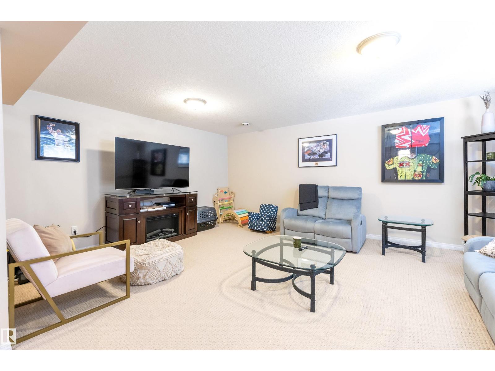 #57 133 EASTGATE WY - 29