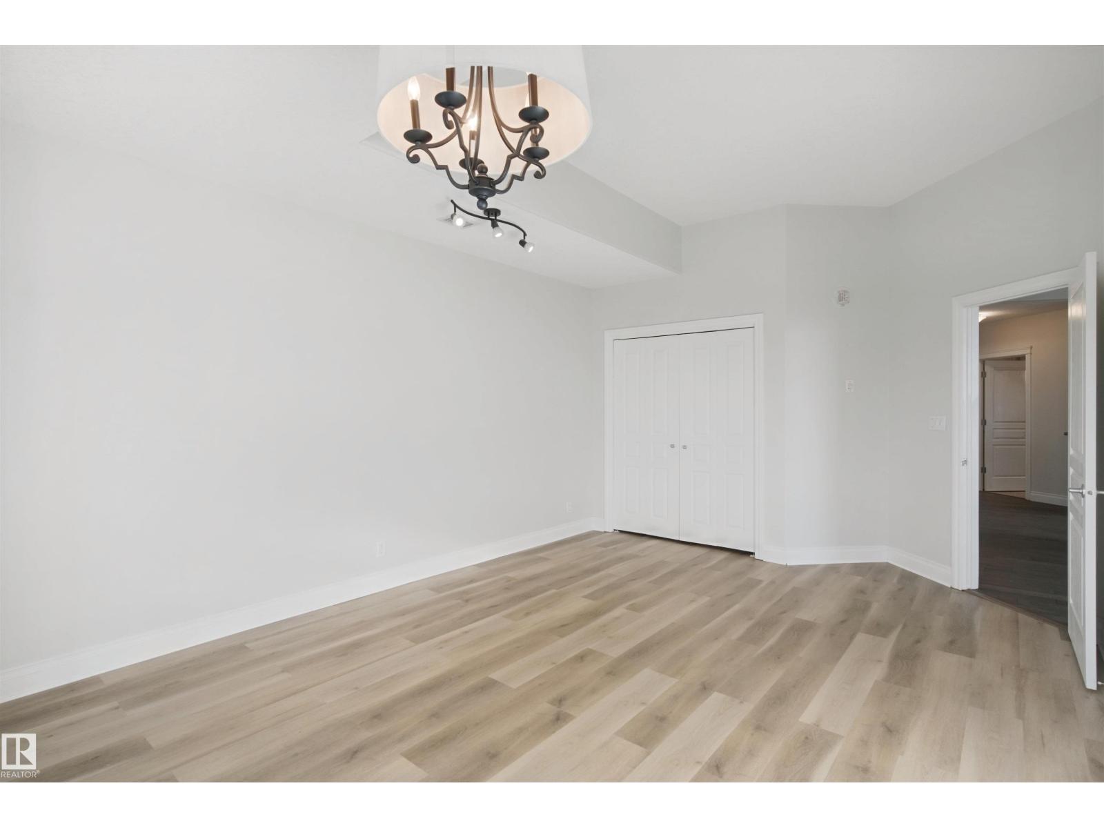 #1006 10319 111 ST NW - Image 22