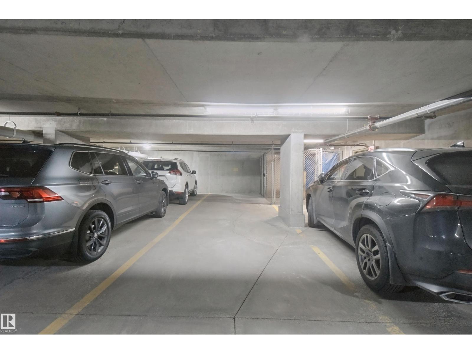 #1006 10319 111 ST NW - 35