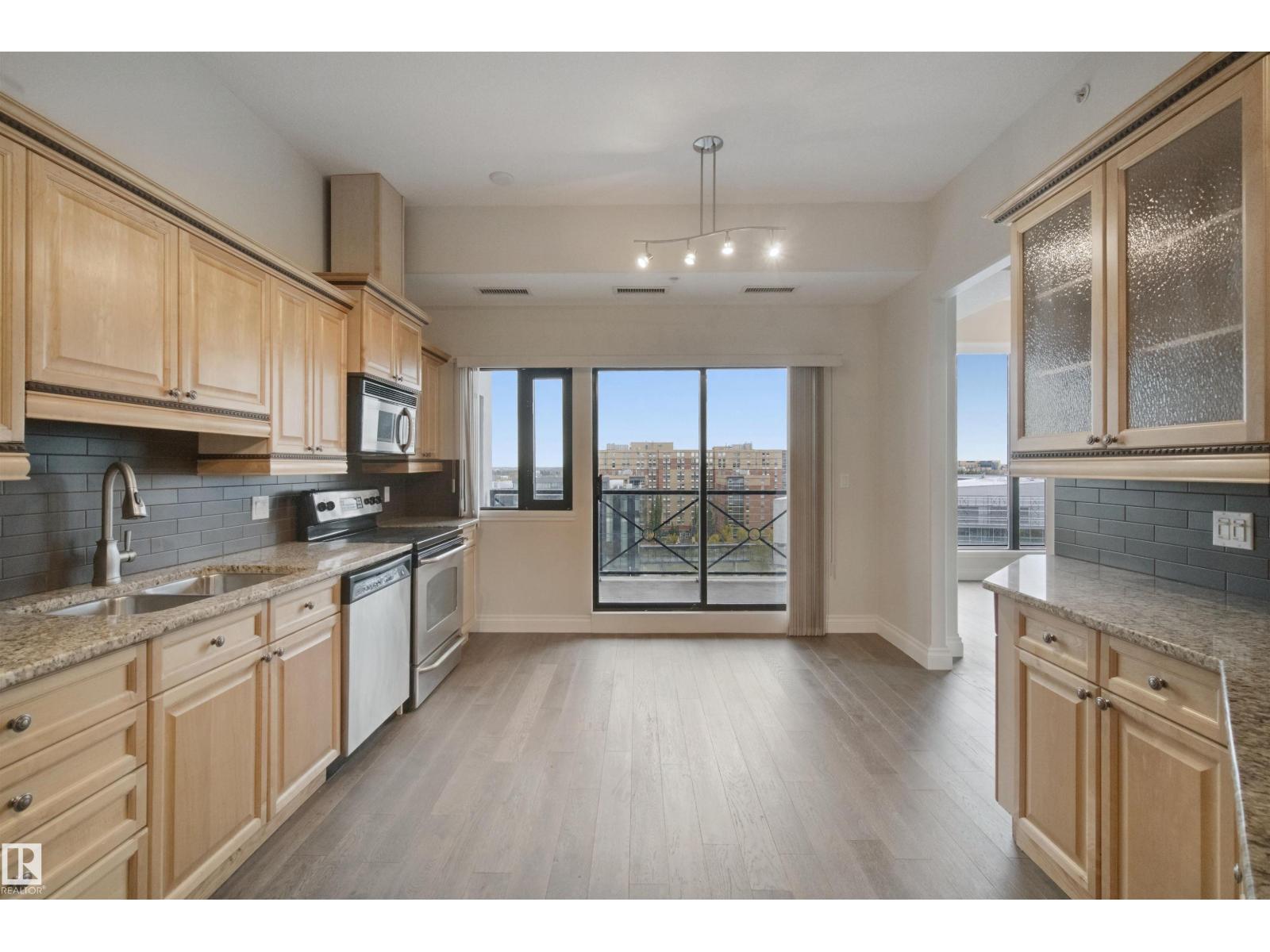 #1006 10319 111 ST NW - Image 9