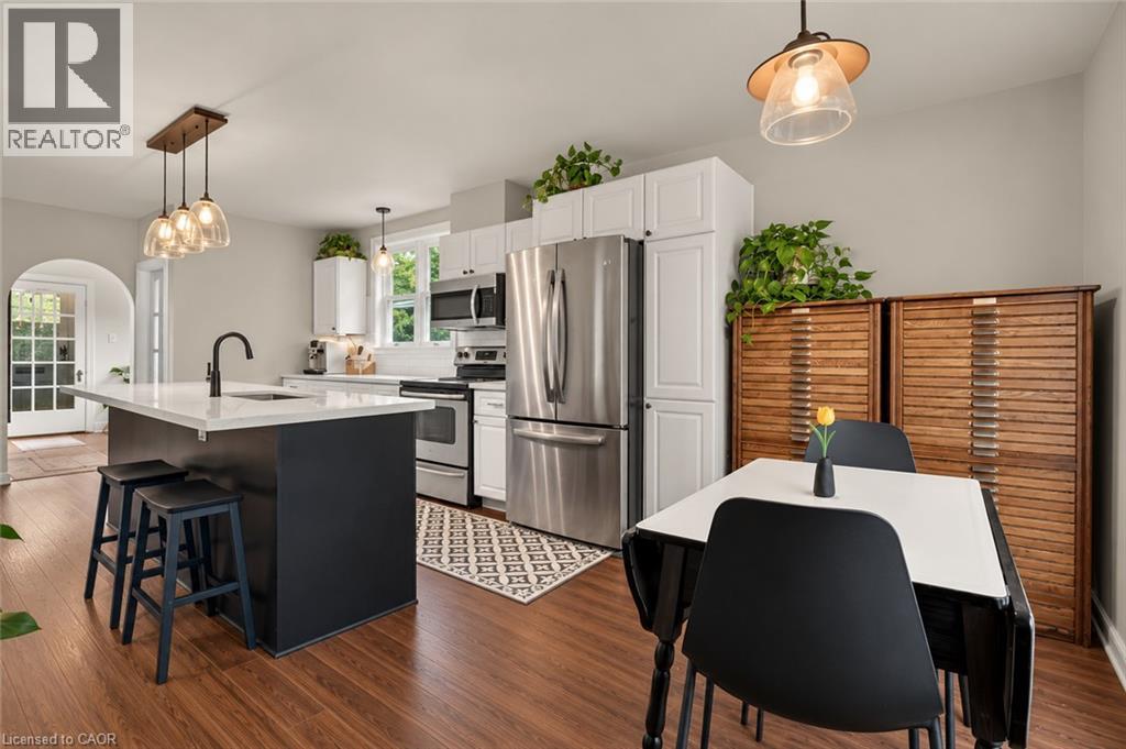 71 CREIGHTON Road - 9