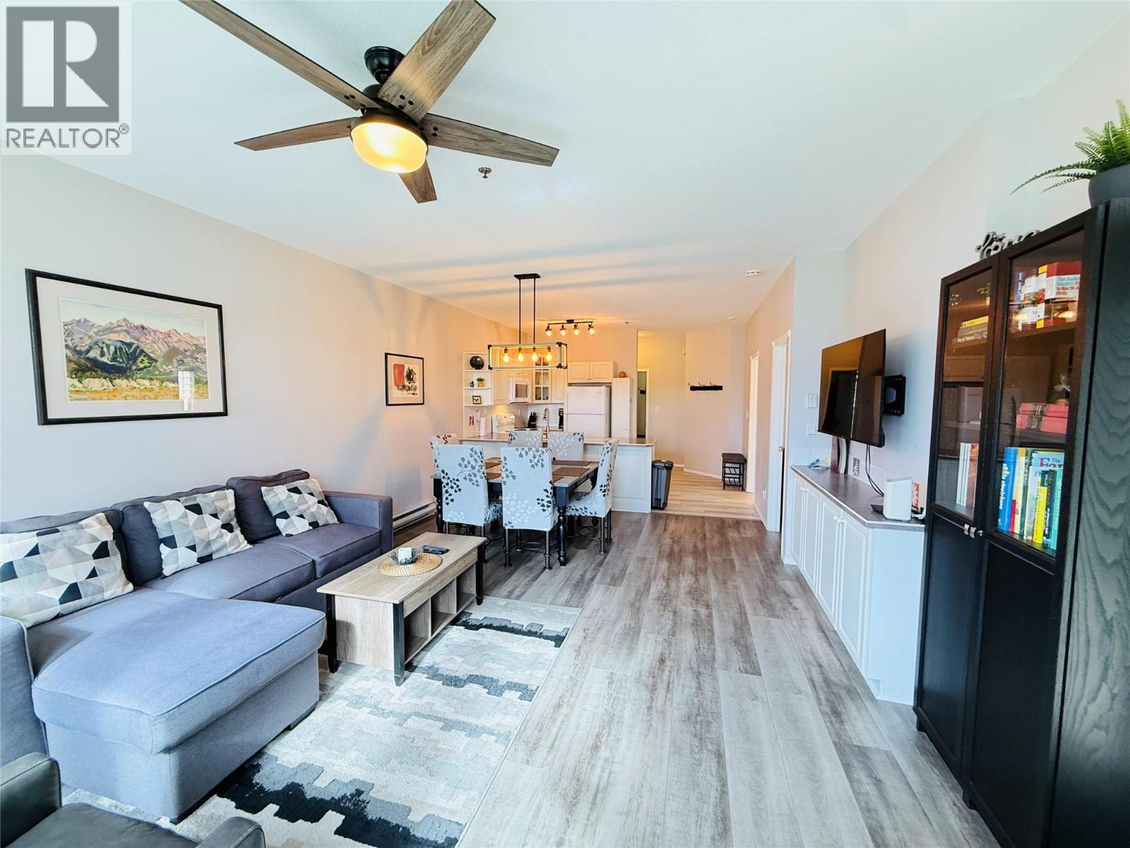 #2005 A 5052 Riverview Road - Image 16