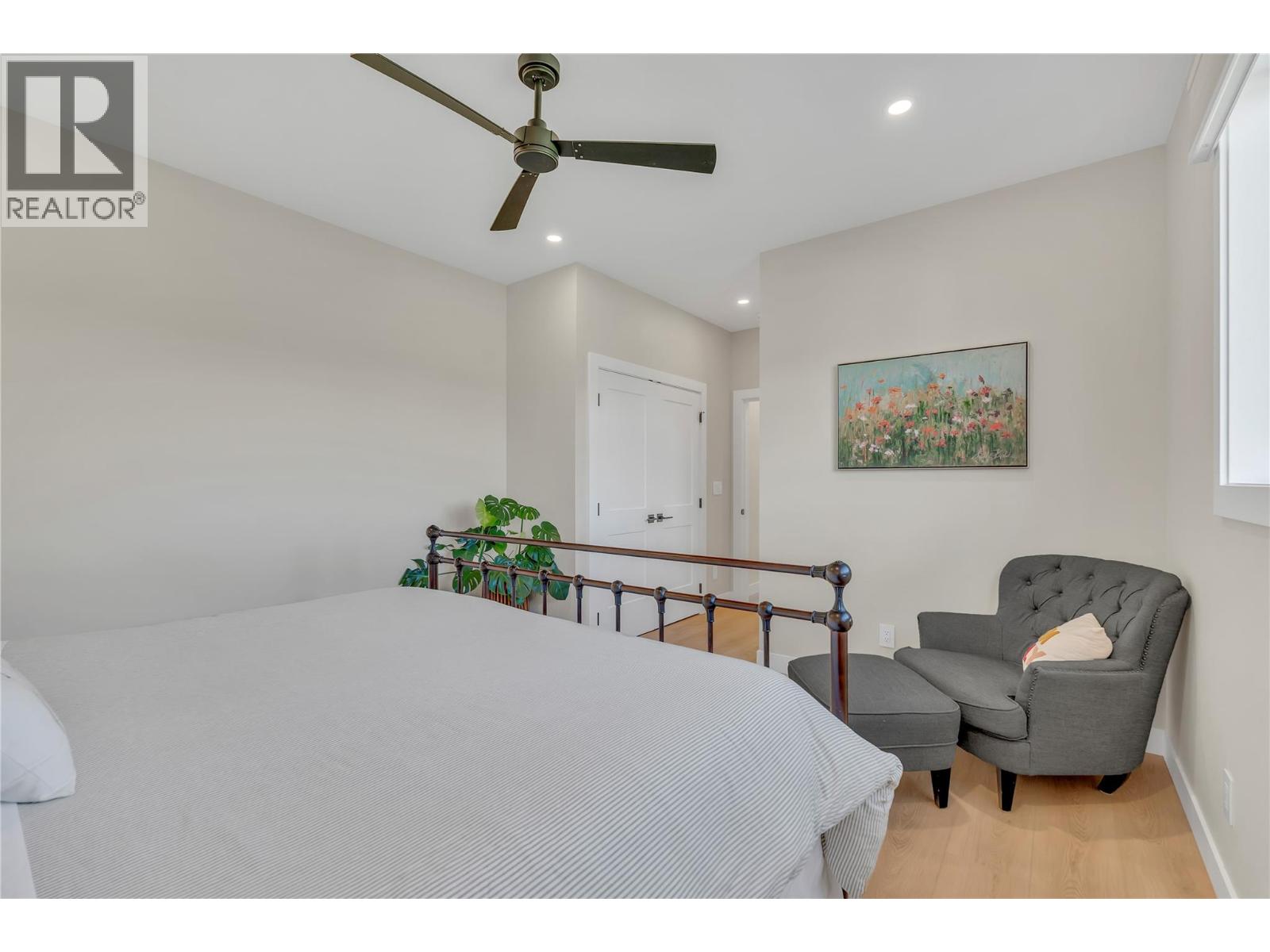 9294 JONES FLAT Road, Summerland