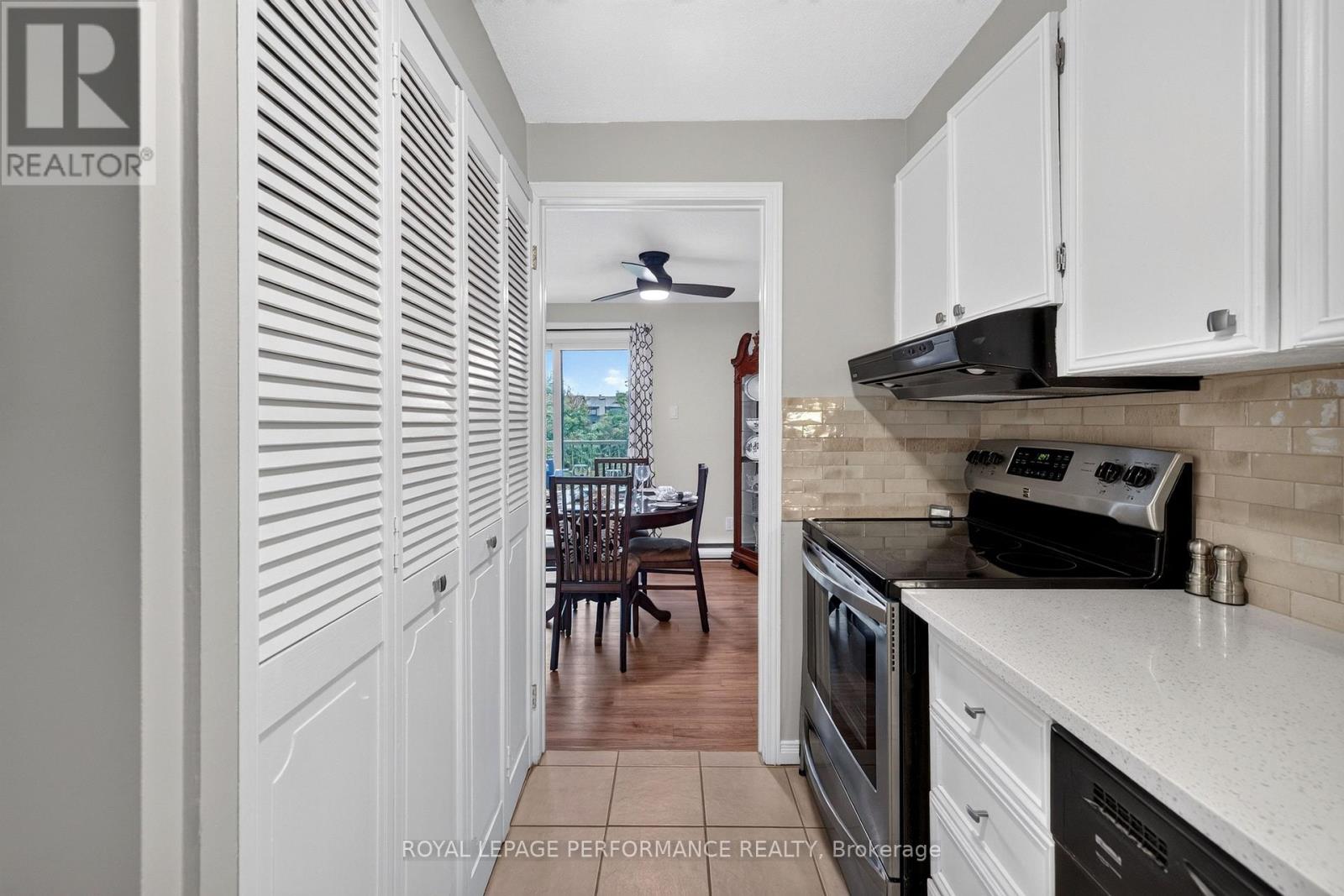 7 - 18 Sweetbriar Circle