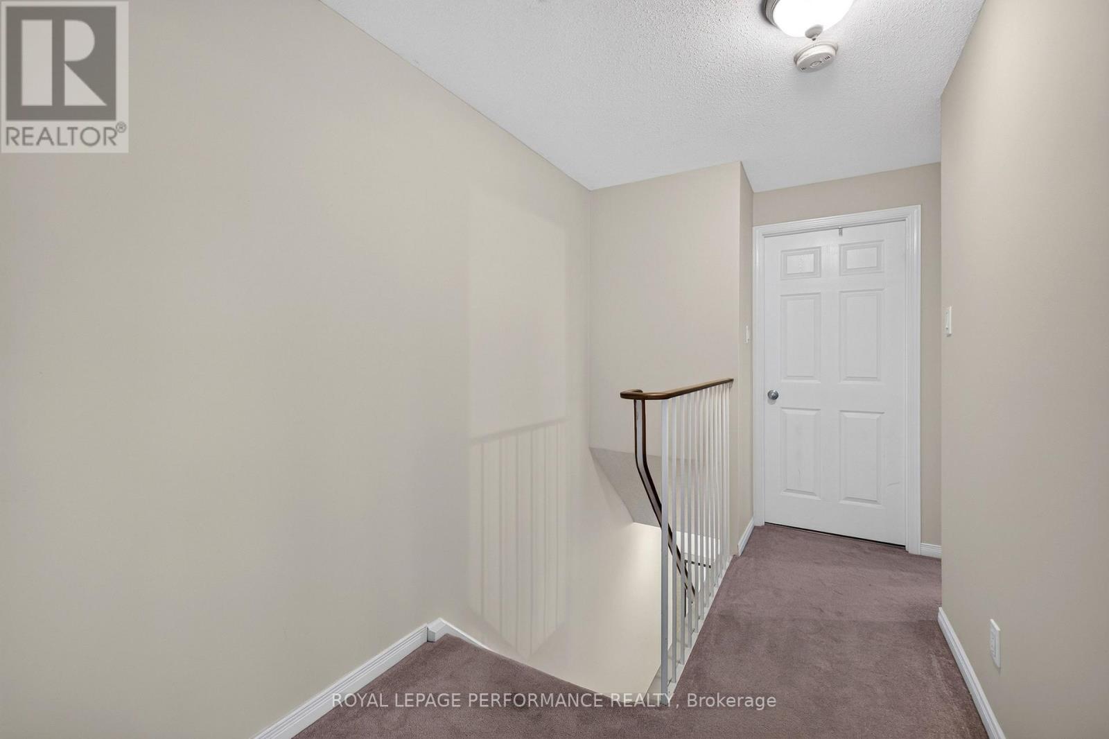 7 - 18 Sweetbriar Circle
