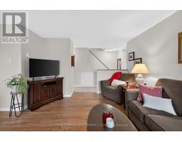 7 - 18 Sweetbriar Circle, Ottawa, ON K2J2K4 Photo 11