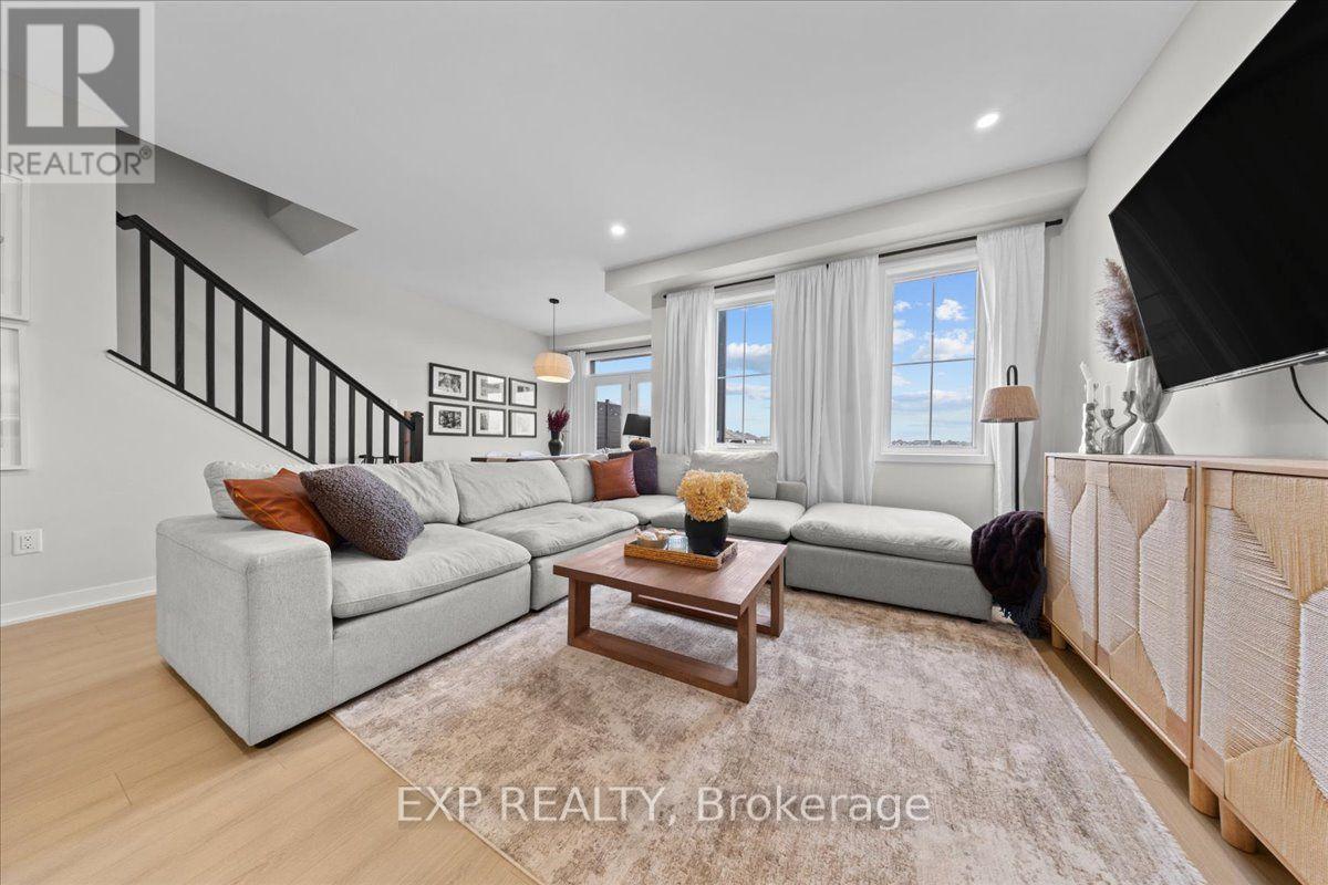 615 QUILTER ROW - 10