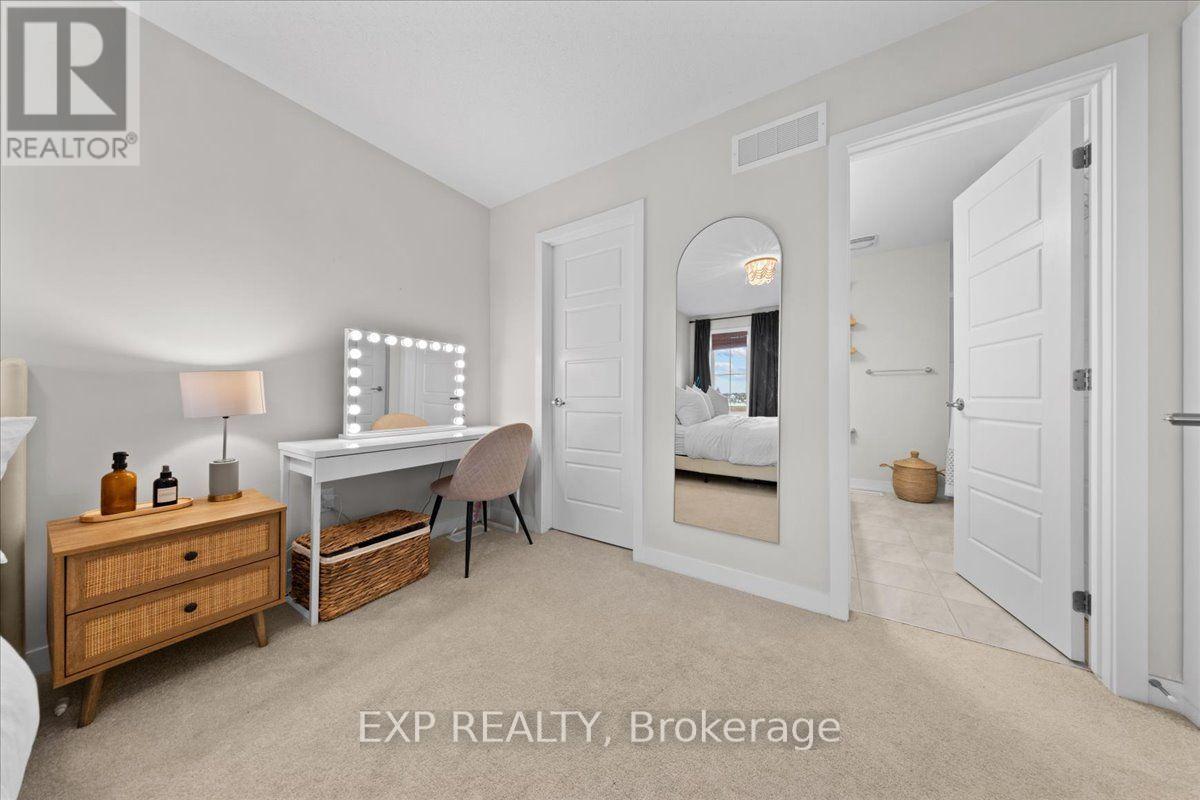 615 QUILTER ROW - Image 24