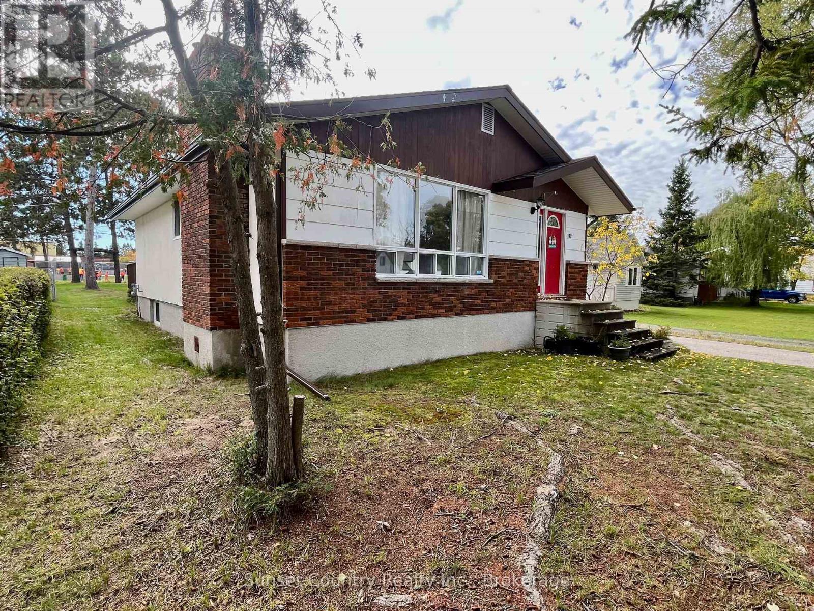 182 WILDE STREET - Image 26