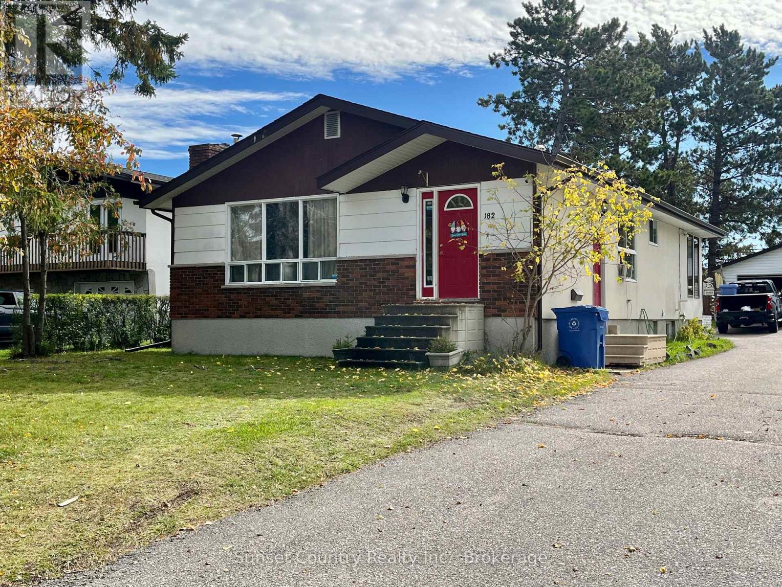 182 WILDE STREET - 28