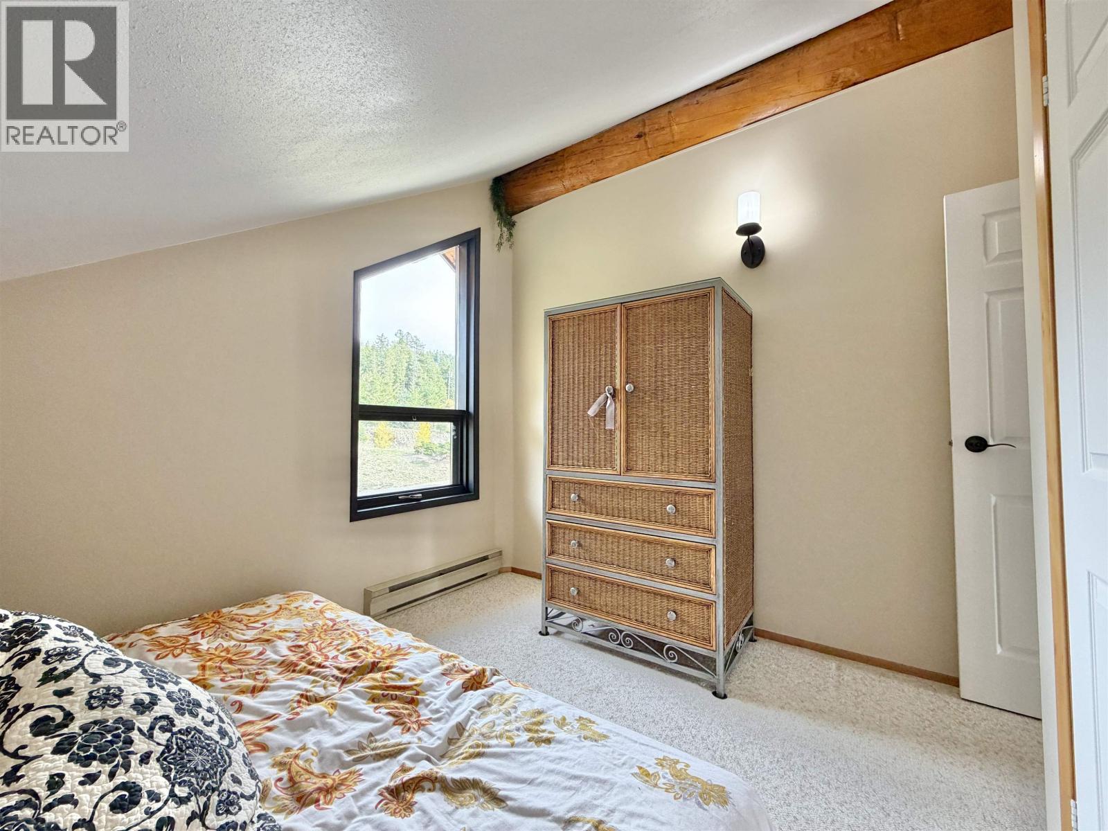 2175 WHITE ROAD - 19