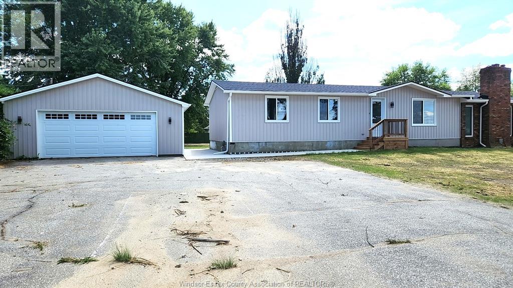 3425 CABANA (COUNTY RD 42), Windsor