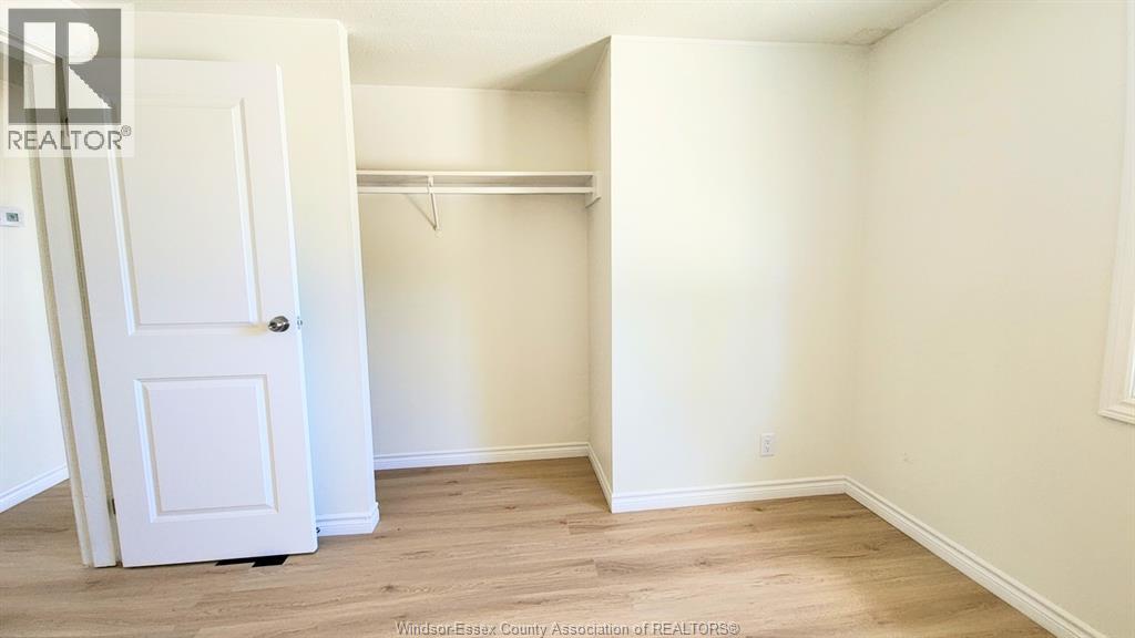 3425 CABANA (COUNTY RD 42), Windsor — photo 10