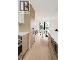 3 2268 Bowker Ave, Oak Bay, BC V8R2E4 Photo 13