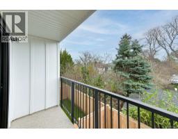 3 2268 Bowker Ave, Oak Bay, BC V8R2E4 Photo 30