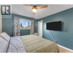 6036 Memorial Drive NE - photo 19