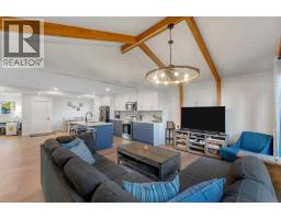6036 Memorial Drive NE - photo 7