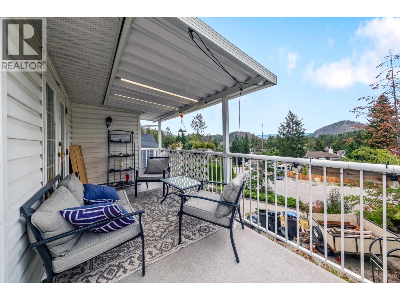  2466 Alexandria Way, West Kelowna