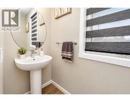Primary Bedroom - 128 Cityside Crescent Ne, Calgary, AB T3N2N3 Photo 6