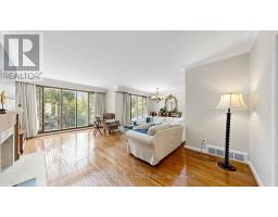 Family room - 57 Sumner Heights Drive, Toronto, ON M2K1Y5 Photo 7