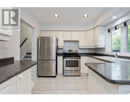 62 Summerside Crescent, Toronto, ON M2H1X1 Photo 9