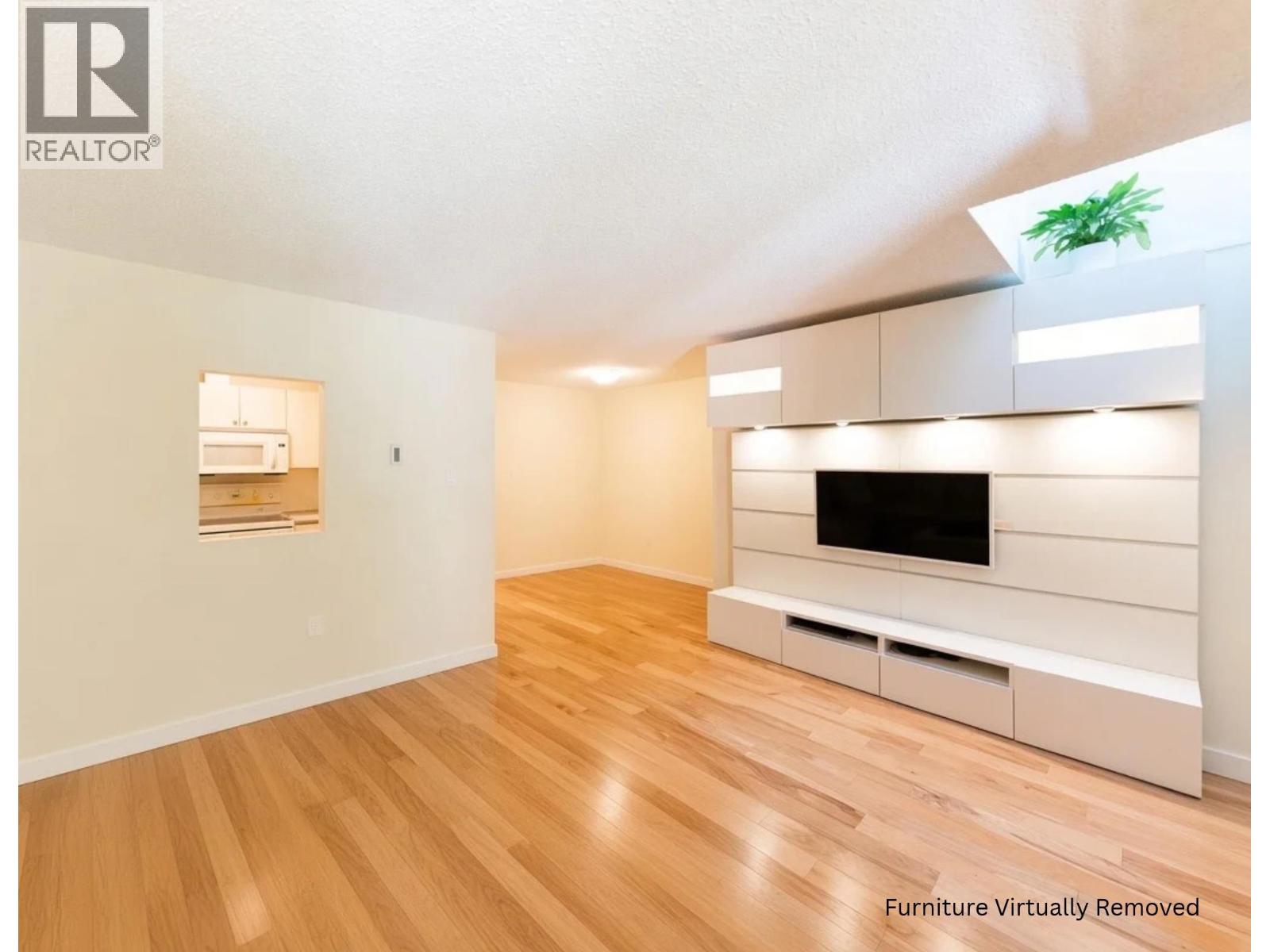 3319 MOUNTAIN HIGHWAY, North Vancouver