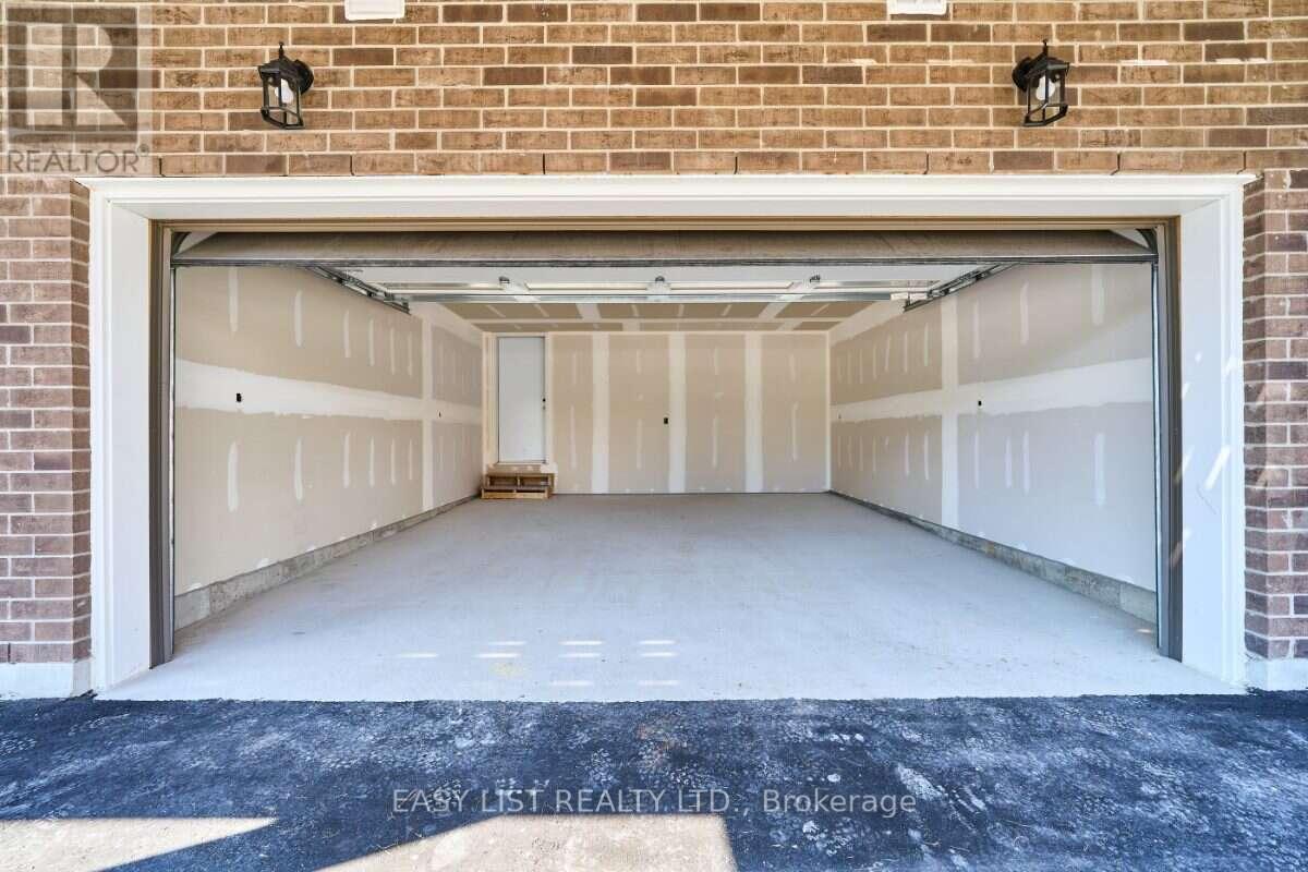 31 ADDYMAN CRESCENT - 10